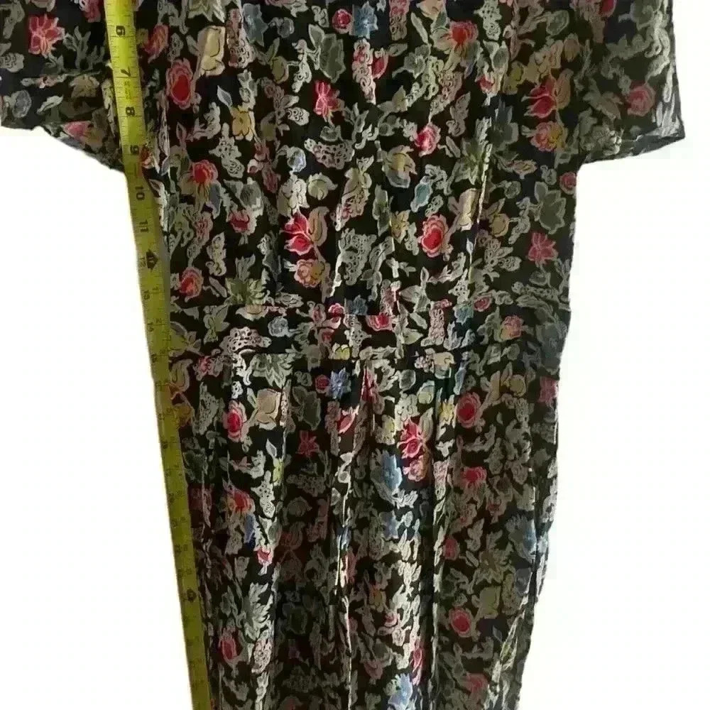 Topshop French Paris Chic Rouje inspired dress
Visit - Picture 7 of 9